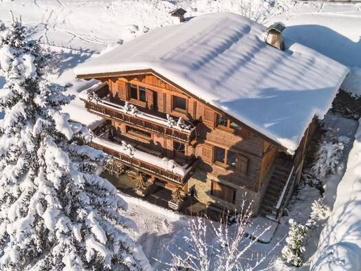 Chalet à vendre 3 900 000 € 5 chambres 329 m² 1 100 m² de terrain Demi-Quartier 74120