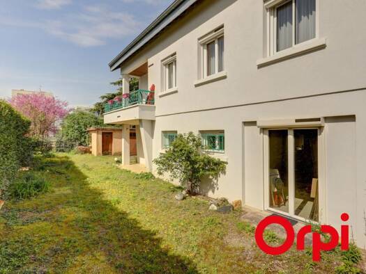Maison à vendre 419 000 € 6 pièces 5 chambres 146,27 m² 550 m² de terrain Les Brosses Villeurbanne 69100