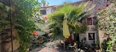 Maison à vendre 230 000 € 6 pièces 4 chambres 159 m² 190 m² de terrain Molitg les Bains 66500