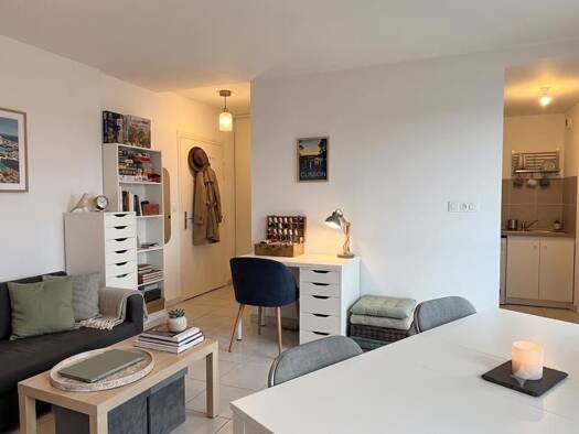 Appartement à vendre 143 640 € 1 pièce 32 m² Étage 4/5 Lakanal-Strasbourg Tours 37000