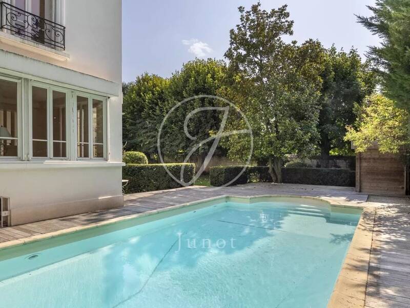 Maison à louer, 239m², RUEIL MALMAISON