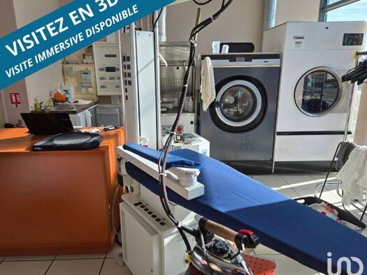 Local d'activités à vendre 50 400 € 42 m² d'espace de stockage Sauveterre-de-Guyenne 33540