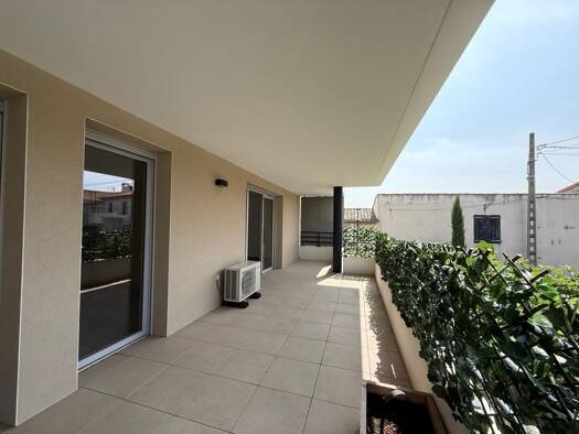 Appartement à vendre 475 000 € 4 pièces 3 chambres 79,9 m² Étage 1/2 Escaillon Bouc-Bel-Air 13320