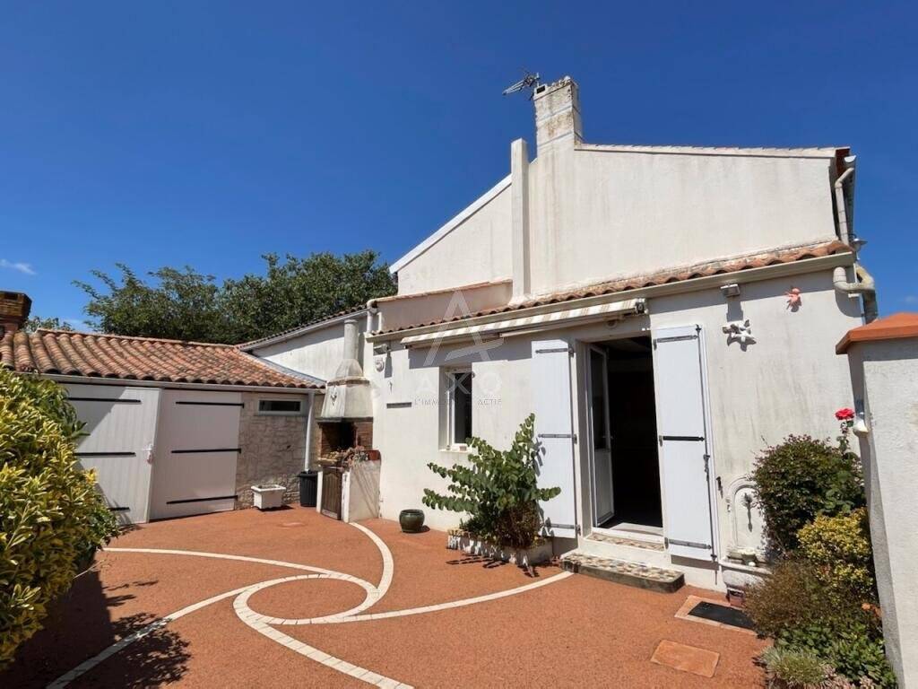 Maison à vendre, 120m², LONGEVILLE SUR MER