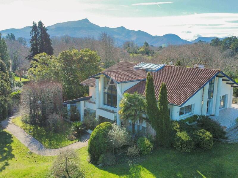 Maison à vendre, 350m², CIBOURE