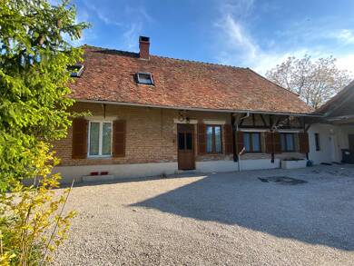 Maison à vendre 315 000 € 6 pièces 3 chambres 235 m² 4 209 m² de terrain Pierre de Bresse 71270