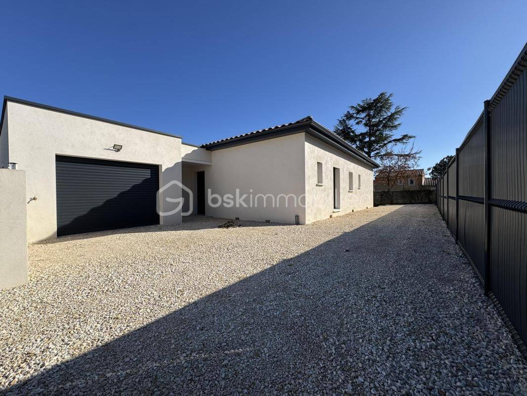 Maison à vendre, 101m², SAINT JULIEN LES ROSIERS