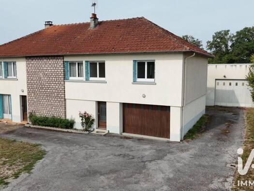 Maison à vendre 154 000 € 12 pièces 6 chambres 162 m² 1 088 m² de terrain Saint-Fiel 23000