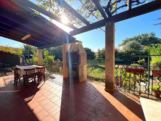 Villa à vendre 410 000 € 4 pièces 3 chambres 90 m² 515 m² de terrain Peyriere Pertuis 84120