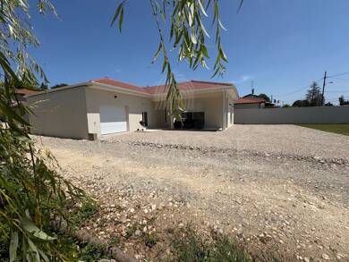 Maison de plain-pied à vendre 275 000 € 4 pièces 3 chambres 106 m² 675 m² de terrain Pajay 38260