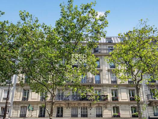 Appartement à vendre 320 000 € 2 pièces 1 chambre 32,9 m² RDC/6 Léon-Blum Folie-Regnault Paris 11ème arrondissement 75011