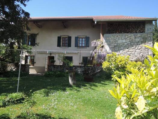 Maison à vendre 207 900 € 5 pièces 4 chambres 170 m² 787 m² de terrain Champagne-en-Valromey 01260