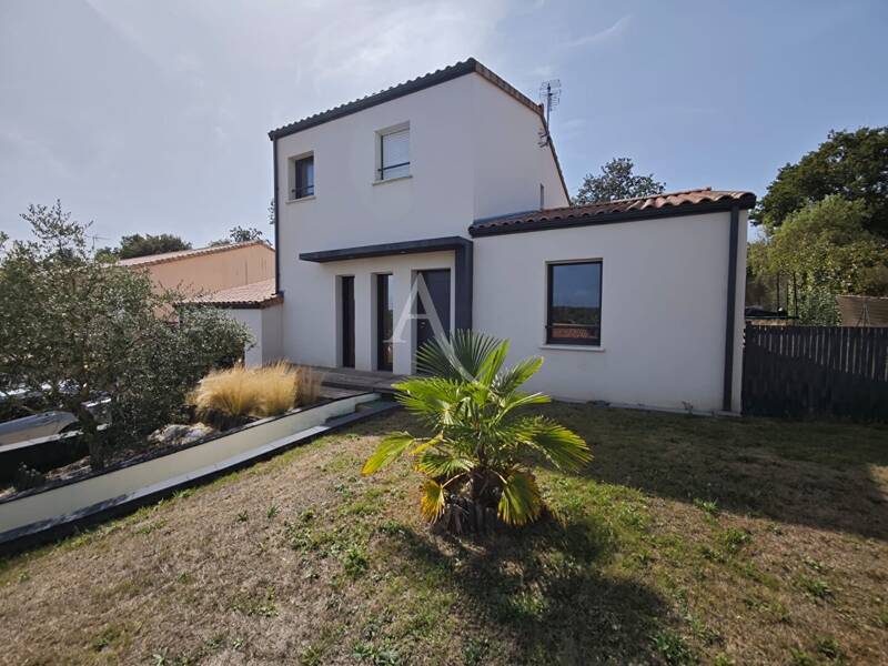 Maison à vendre, 133m², POIROUX