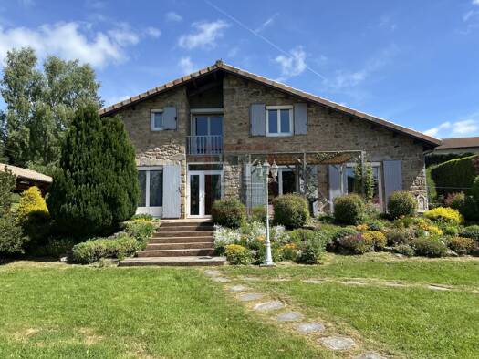 Maison à vendre 288 000 € 5 pièces 4 chambres 145 m² 1 458 m² de terrain Cellier du Luc 07590