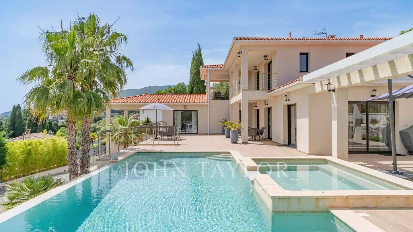 Maison à vendre, 281m², CHATEAUNEUF DE GRASSE
