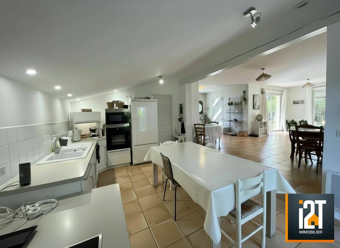 Maison à vendre, 130m², SAINT MAMERT DU GARD