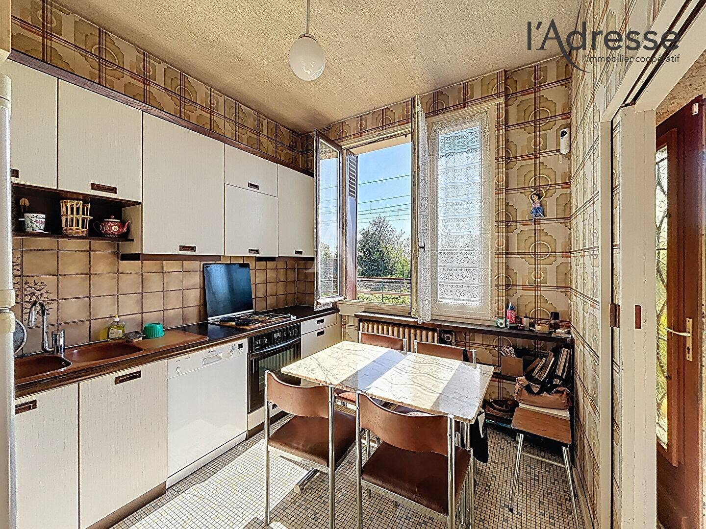 Maison à vendre, 110m², SURESNES