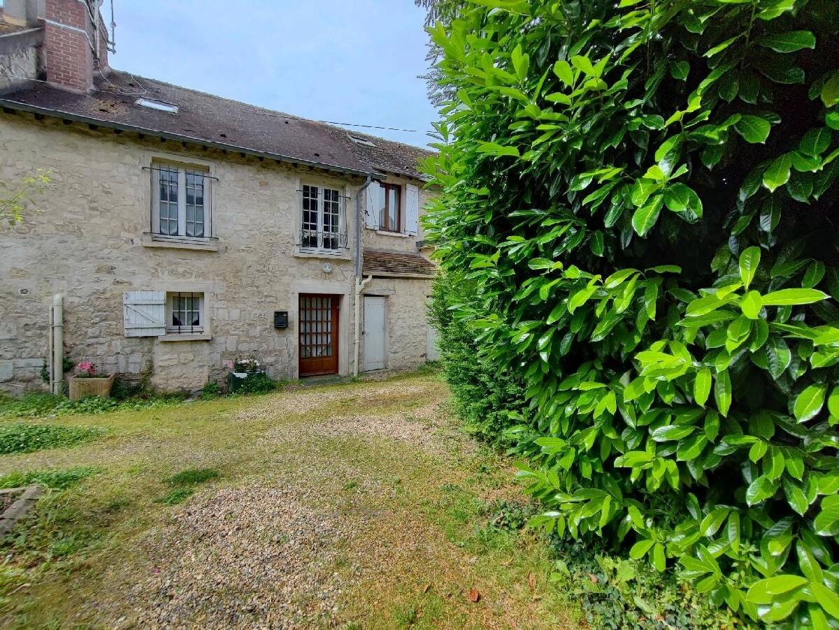 Maison à vendre, 102m², NESLES LA VALLEE