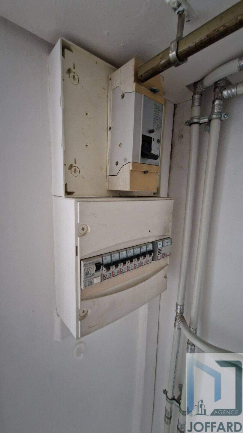 Maison à louer, 17m², LA VARENNE SAINT HILAIRE