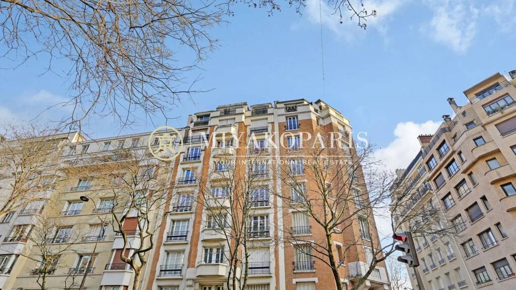 Appartement à vendre 290 000 € 1 pièce 30 m² Paris 16ème 75016