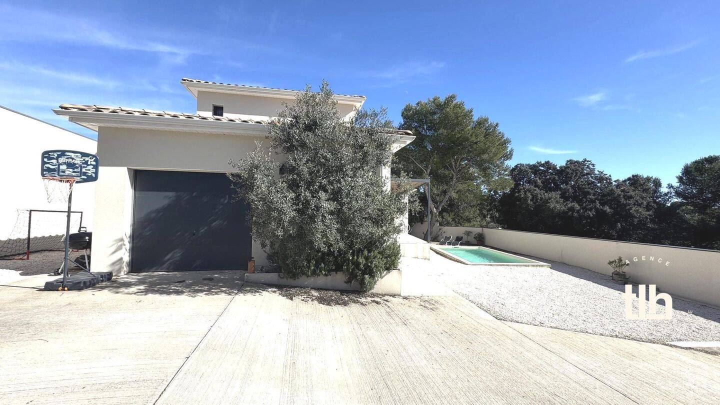Maison à vendre, 131m², SAINT GENIES DES MOURGUES