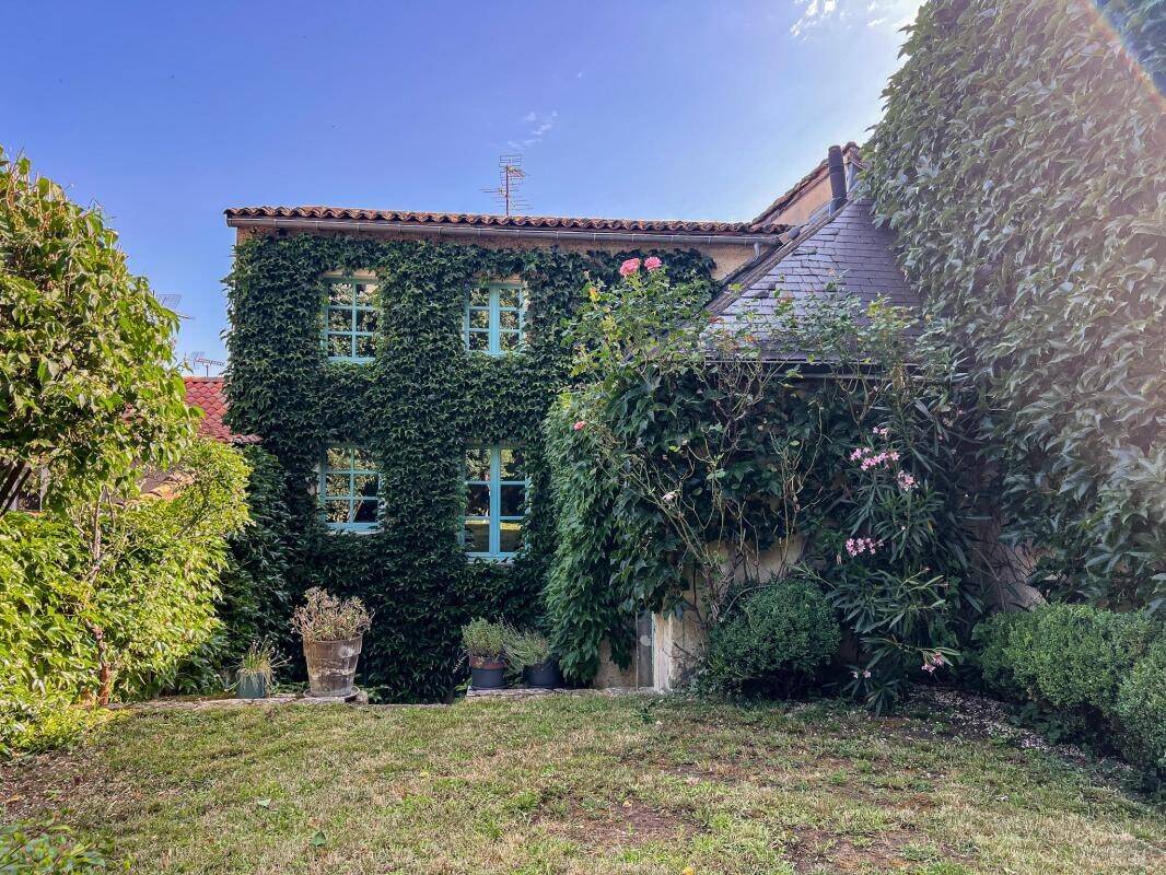 Maison à vendre, 245m², POITIERS
