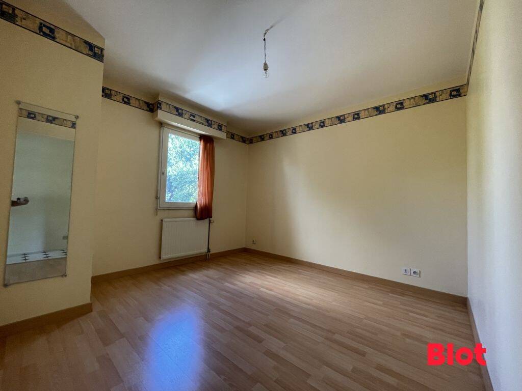 A VENDRE PAR BLOT IMMOBILIER EN EXCLUSIVITE ! APPARTEMENT T3 - B — 7