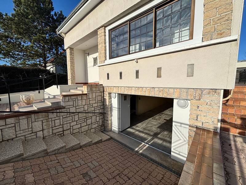 Maison à louer, 98m², PONT SAINTE MARIE