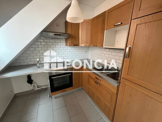 Duplex à louer 1 159 € 3 pièces 2 chambres 69,1 m² Étage 2/3 Rive Droite-Apport Paris Gare Corbeil-Essonnes 91100