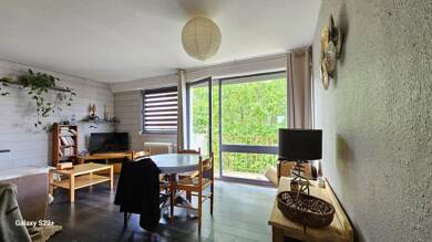 Appartement à vendre 111 800 € 4 pièces 3 chambres 75 m² Étage 3/4 Souche Niort 79000