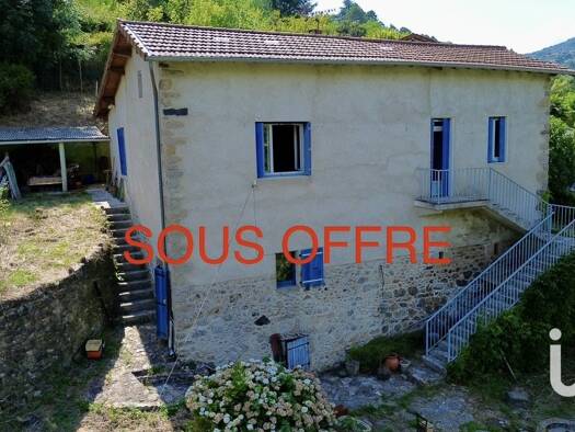 Maison à vendre 170 000 € 4 pièces 3 chambres 79 m² 7 913 m² de terrain Vals-les-Bains 07600