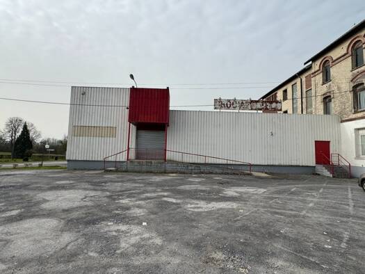 Local commercial à vendre - neuf 64 200 € 335 m² de surface de vente Buire 02500