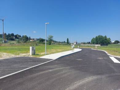Terrain constructible à vendre 75 900 € 523 m² de terrain Saint-Palais 64120