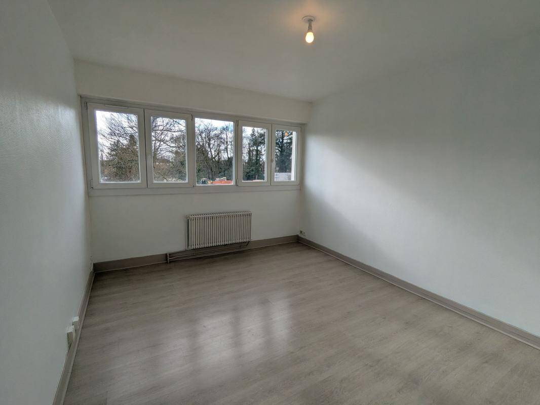 Maison à louer, 26m², SAINT JEAN DE LA RUELLE