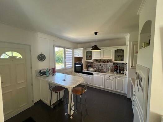 Maison à vendre 234 000 € 6 pièces 5 chambres 135 m² 450 m² de terrain Saint-Martin-des-Champs 29600