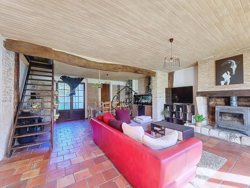 Maison à vendre, 260m², TIZAC DE LAPOUYADE