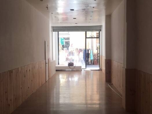 Local commercial à louer 450 € 40 m² de surface de vente Allées Paul Riquet Béziers 34500