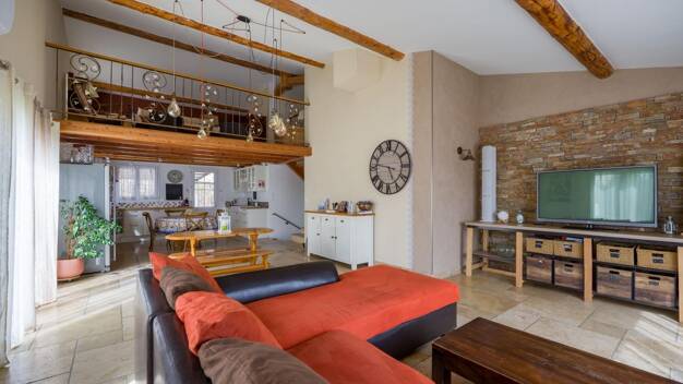 Maison de plain-pied à vendre 420 000 € 5 pièces 4 chambres 148 m² 465 m² de terrain Sainte-Tulle 04220