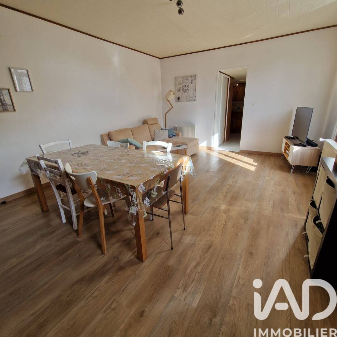 Maison à vendre, 110m², SAINT AMAND SUR FION