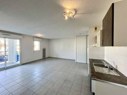 Appartement à vendre 139 000 € 3 pièces 2 chambres 60 m² Étage 1/2 Argenté-Nonères Mont-de-Marsan 40000