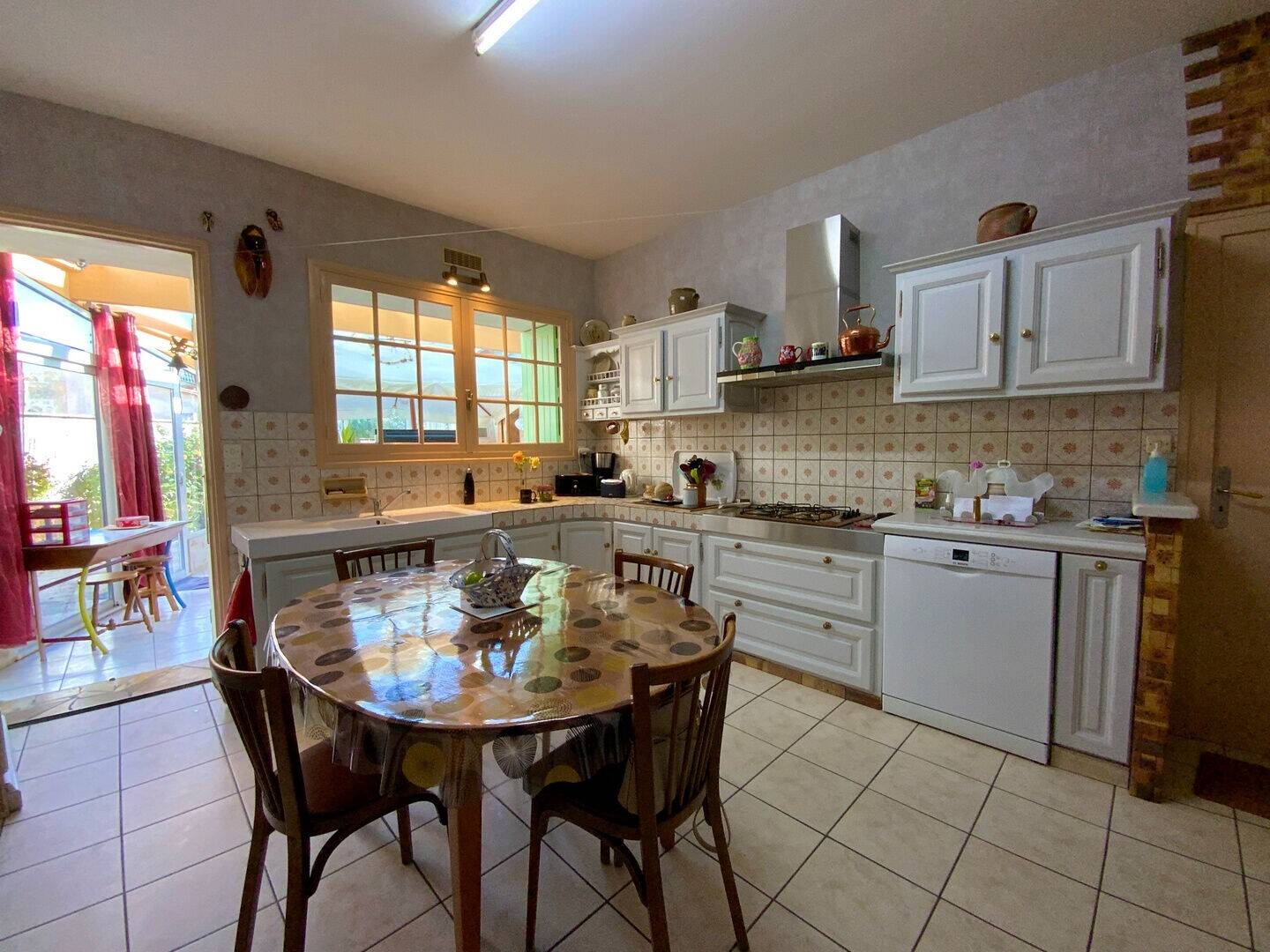Maison à vendre, 260m², SAINT GENIS DE SAINTONGE