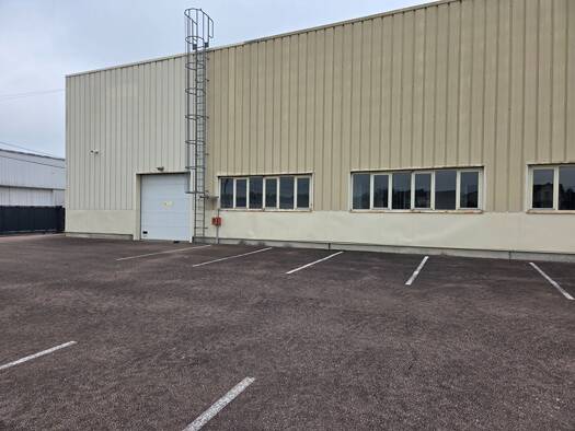 Entrepôt à vendre 738 000 € 1 700 m² d'espace de stockage Zone Activité-Zone Industrielle-Nevers Est Nevers 58000