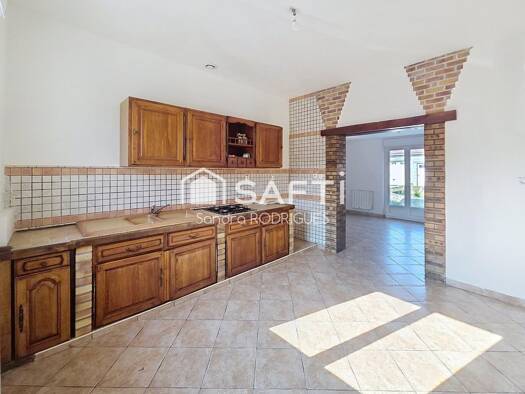 Maison de plain-pied à vendre 136 000 € 4 pièces 3 chambres 75 m² 458 m² de terrain Fargniers Tergnier 02700