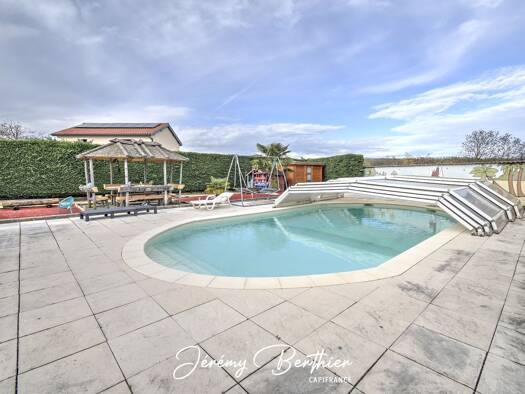 Maison à vendre 445 000 € 5 pièces 4 chambres 137 m² 802 m² de terrain Ouest Miribel 01700