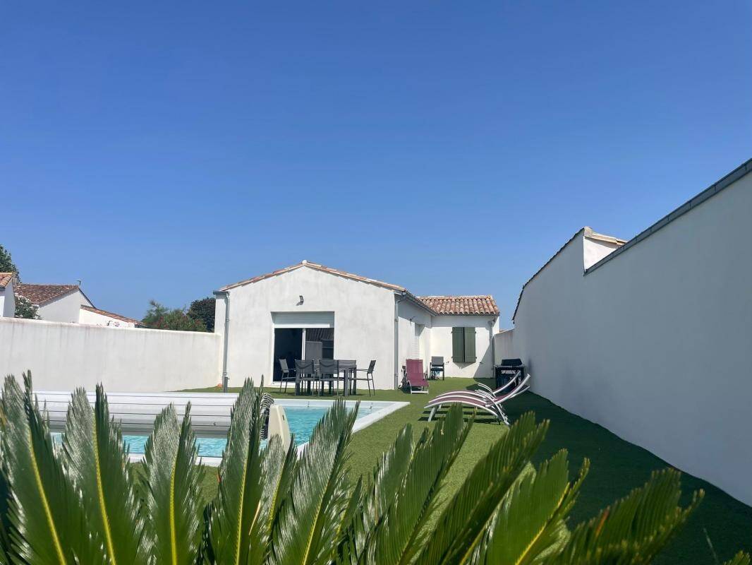 Maison à vendre, 115m², LE BOIS PLAGE EN RE
