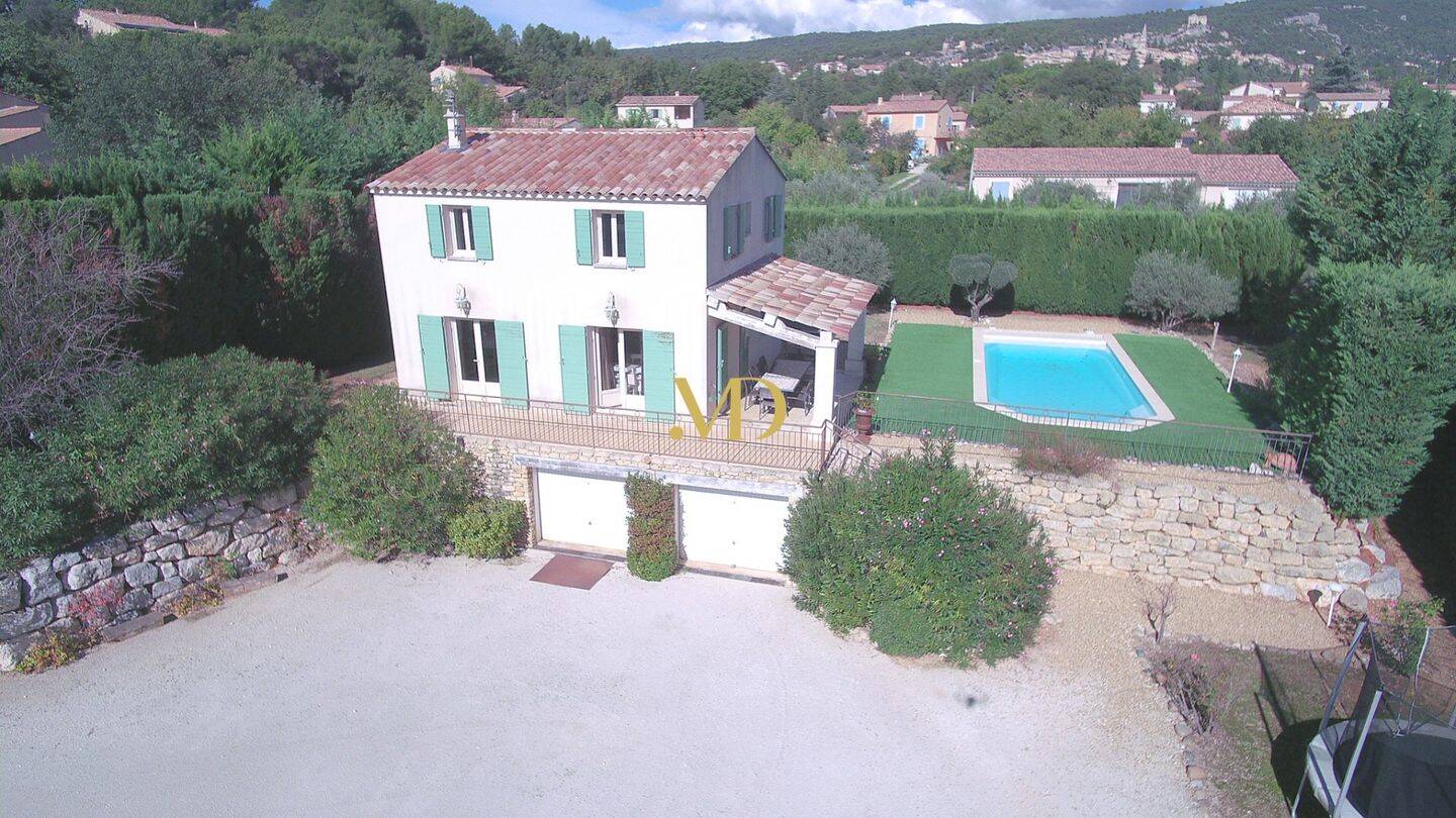 Maison à vendre, 105m², SAINT SATURNIN LES APT