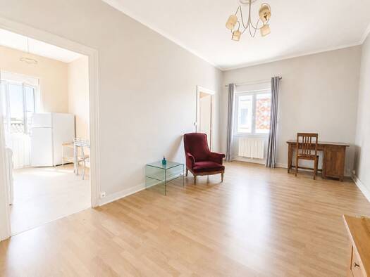 Immeuble à vendre 208 000 € 170 m² Hôtel de Ville Cognac 16100
