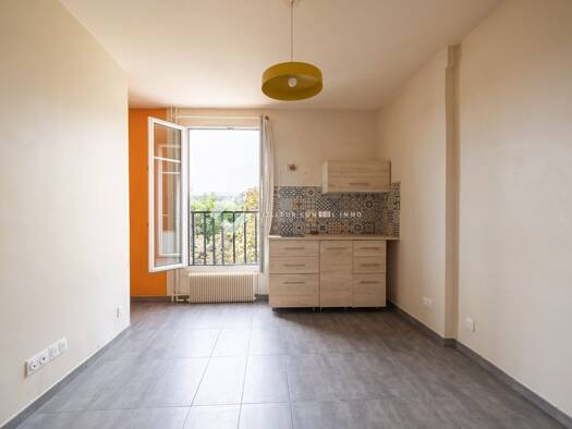 Appartement à vendre 250 000 € 2 pièces 1 chambre 25 m² Étage 2/4 Paris 14ème arrondissement 75014