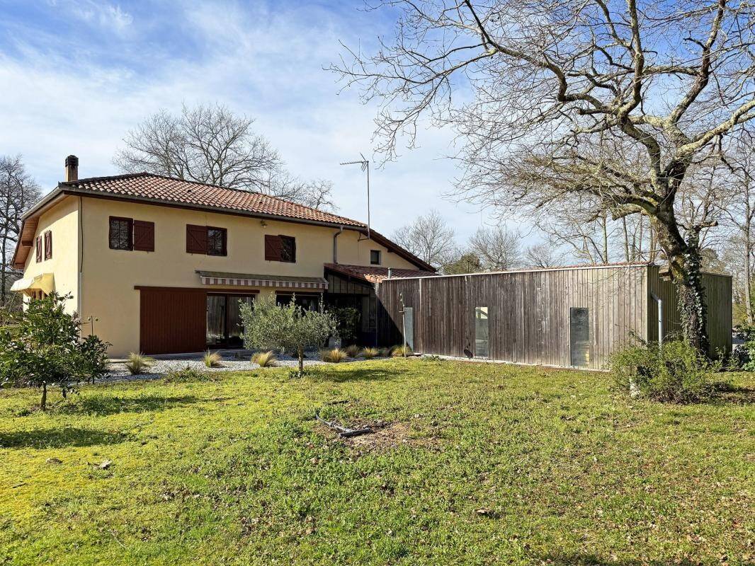 Maison à vendre, 225m², RIVIERE SAAS ET GOURBY