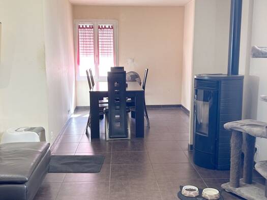 Appartement à vendre 157 000 € 3 pièces 2 chambres 72,5 m² Étage 1/1 Saint Florent Niort 79000